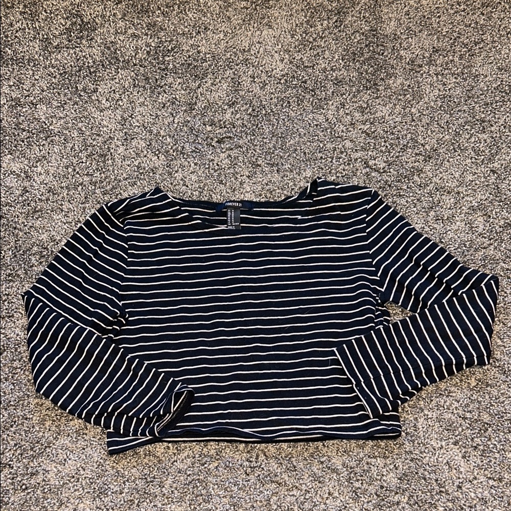 Forever 21 Black and White Striped Crop Top